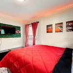 Rose\'S Lair In Atlanta